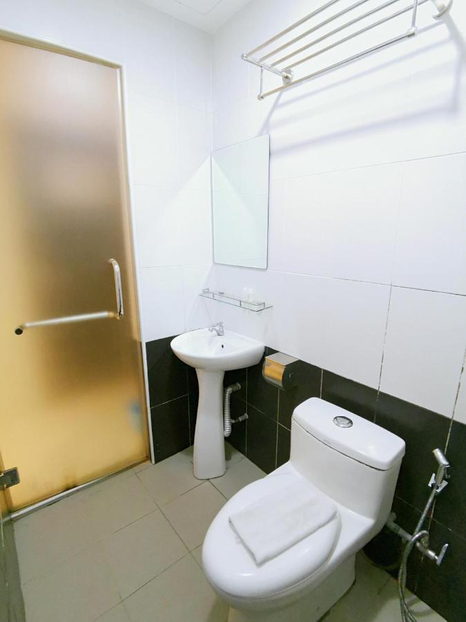 HKF Hotel Kajang Buitenkant foto