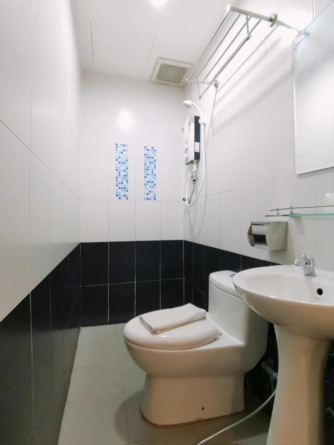 HKF Hotel Kajang Buitenkant foto